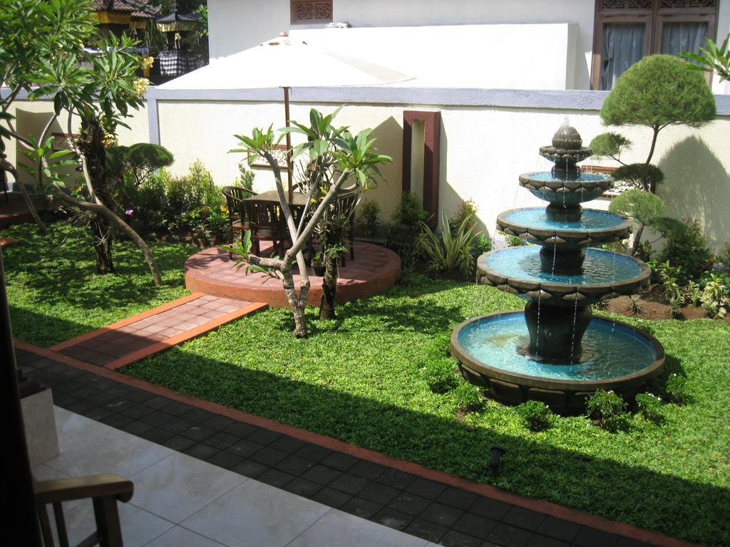 Frangipani Homestay Nusa Dua  Buitenkant foto