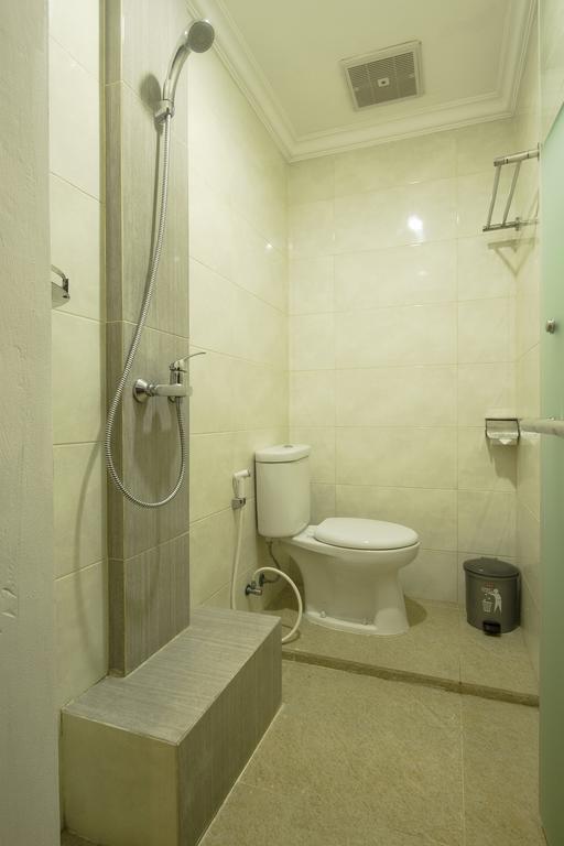 Frangipani Homestay Nusa Dua  Kamer foto