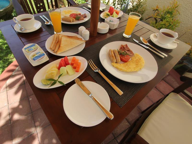 Frangipani Homestay Nusa Dua  Buitenkant foto